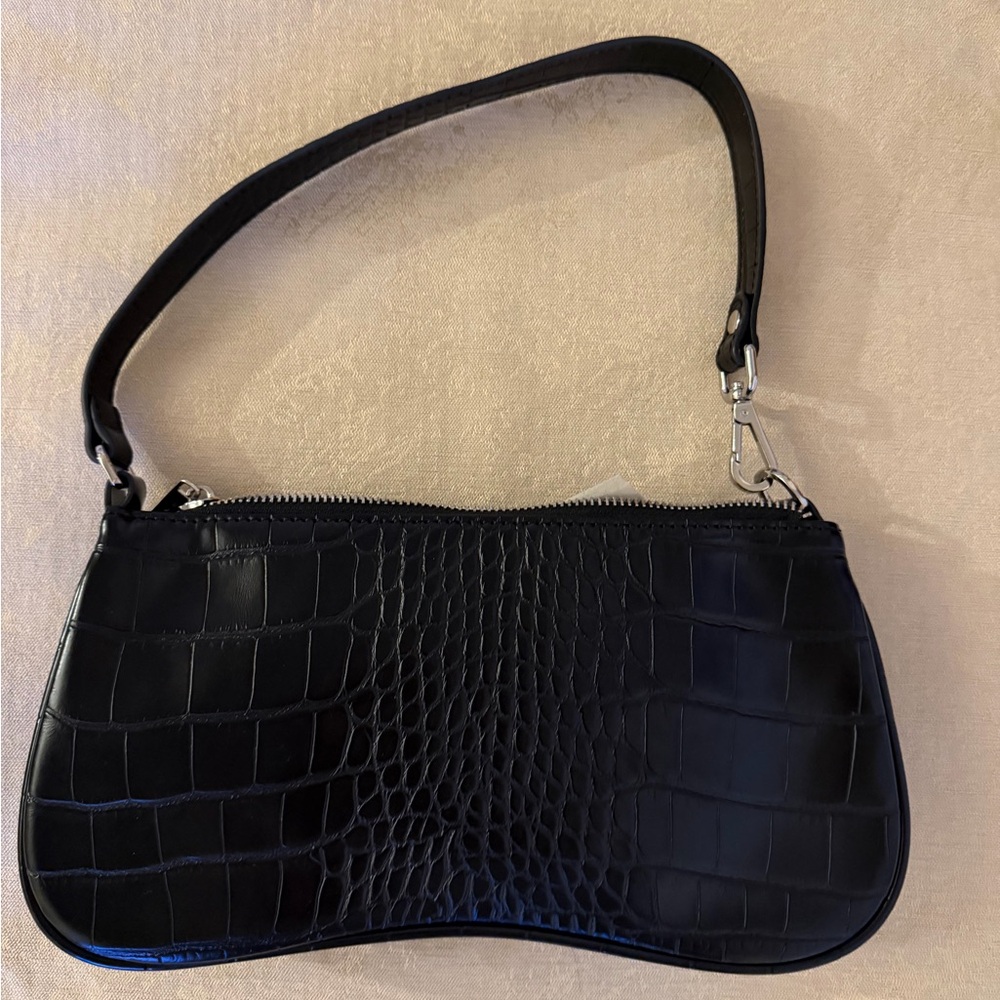 Elegant Black Crocodile-Embossed Women's Bag
